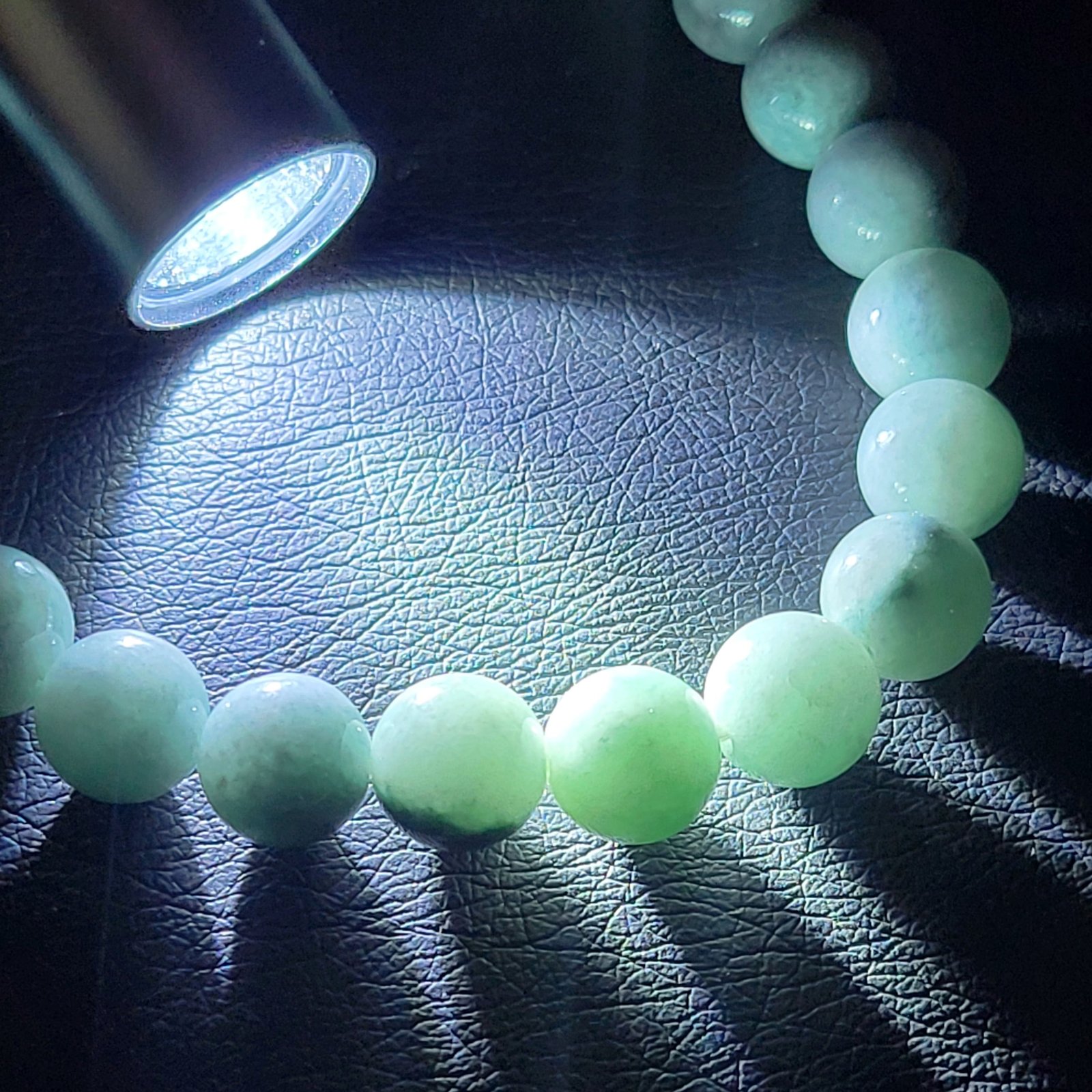 8㍉玉 ｻｲｽﾞ16~16.5cm 糸魚川翡翠ブレスレット BBR0368 | 糸魚川翡翠